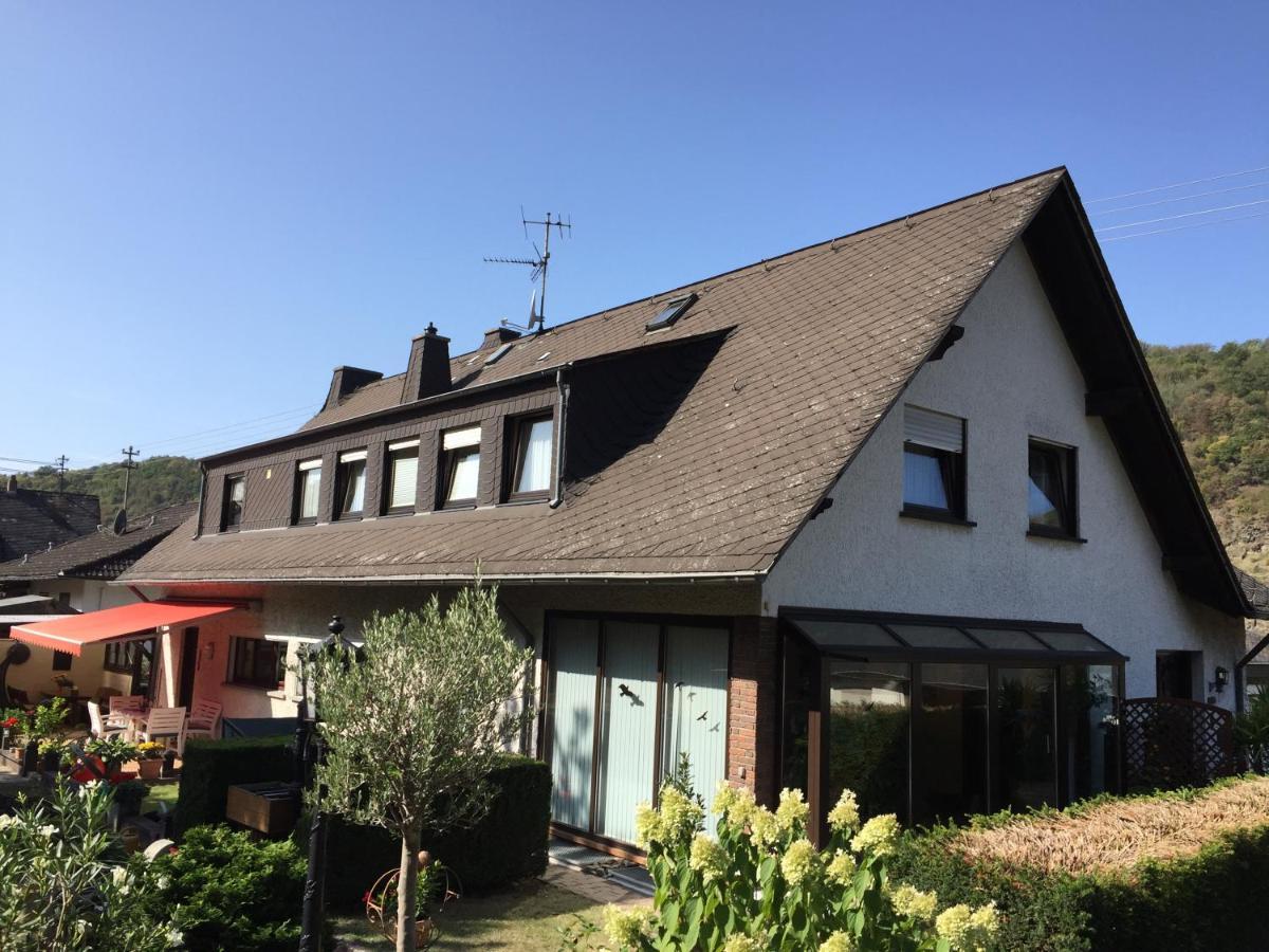 Ferienwohnung Unter Dem Schild Oberfell Exterior photo
